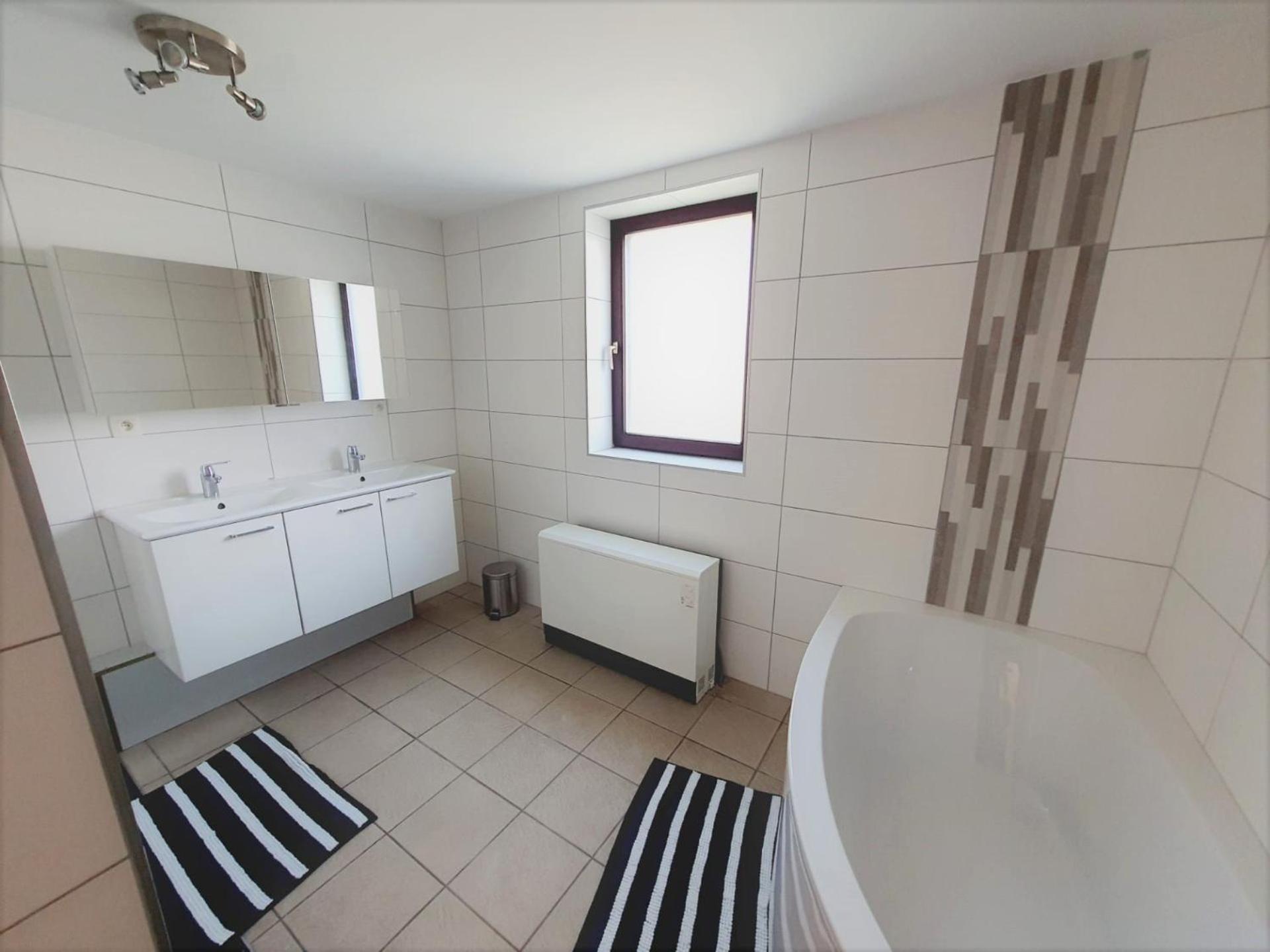 Maison De Vacances Situee Entre Liege, Tongres Et Vise Slins Экстерьер фото